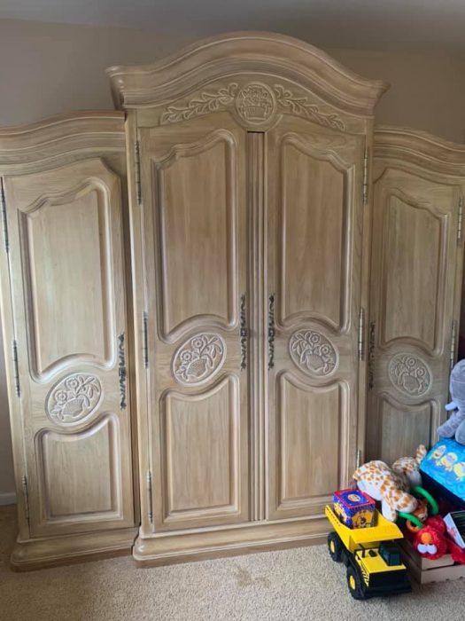 Craft armoire